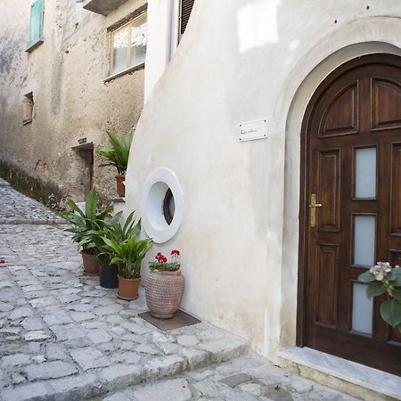 B&B Casa Antonia Trentinara Exterior foto